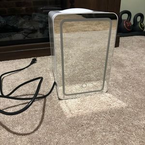 Skincare/very mini fridge